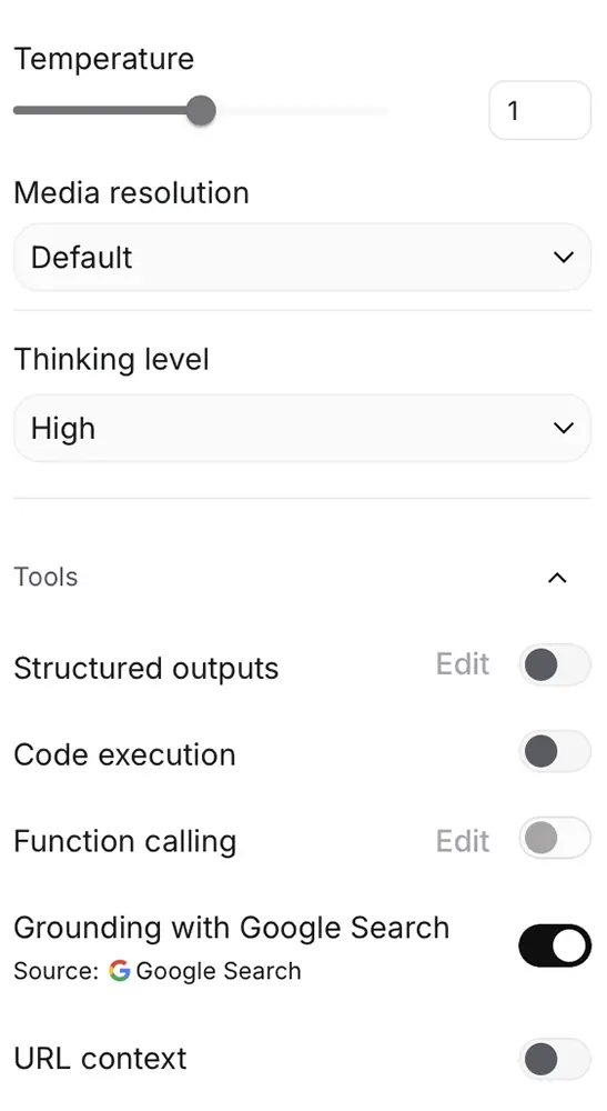 Налаштування параметрів моделі Google AI Studio